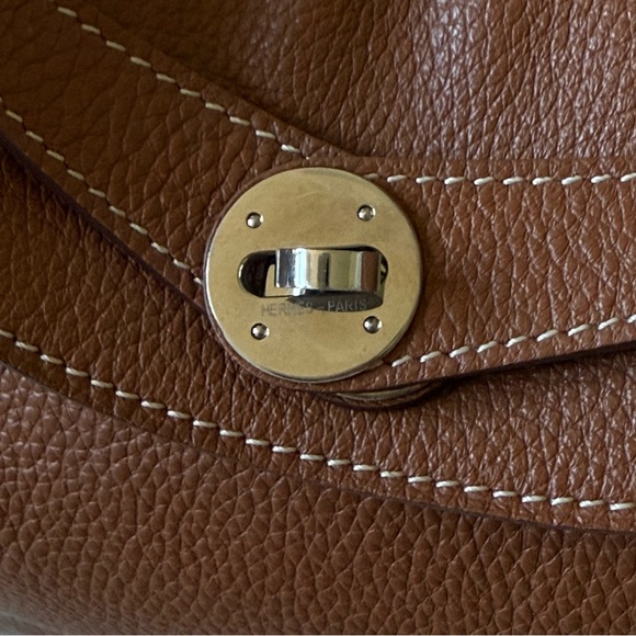 Hermes Lindy Bag Genuine Tan Leather - Picture 11 of 11